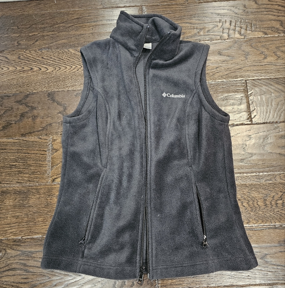 Columbia Fleece Vest, Size XS, Black,